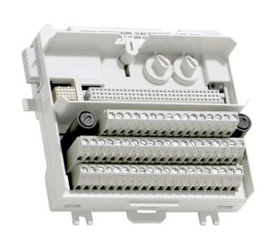 TU830V1 يستبدل وحدة إنهاء الوحدة الموسعة من ABB TU830